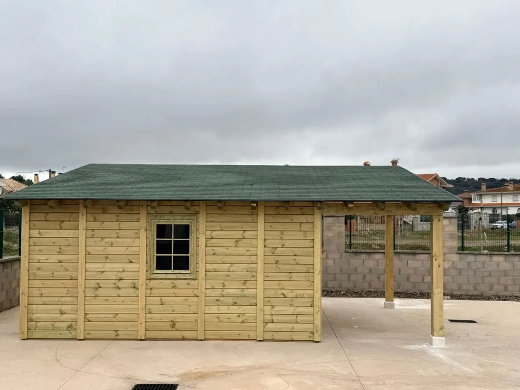 febrero Casetas Valsain Porche y Jardin (4)